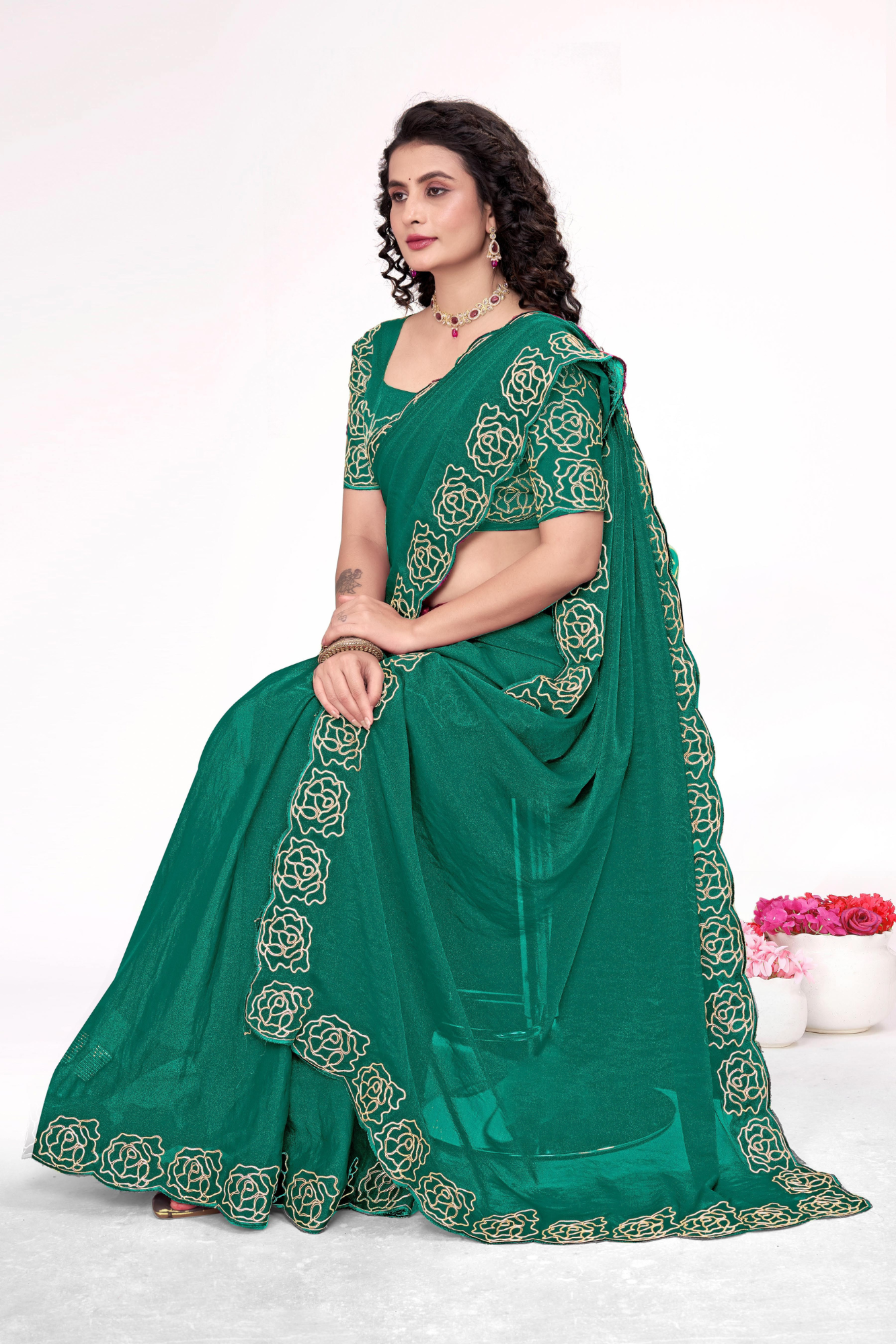 Graceful Linen Saree with Elegant Border
