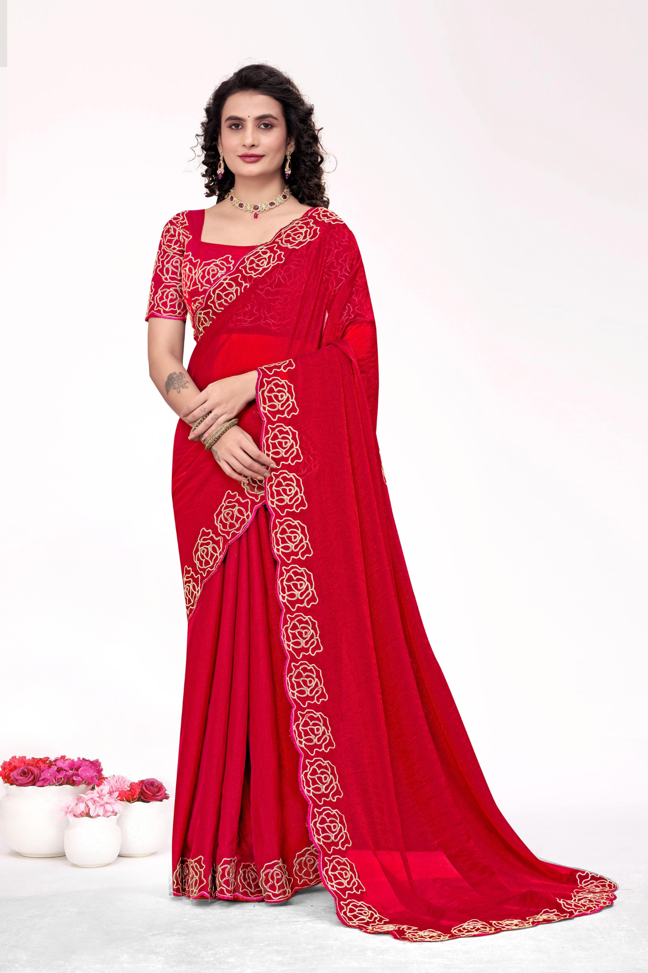 Graceful Linen Saree with Elegant Border