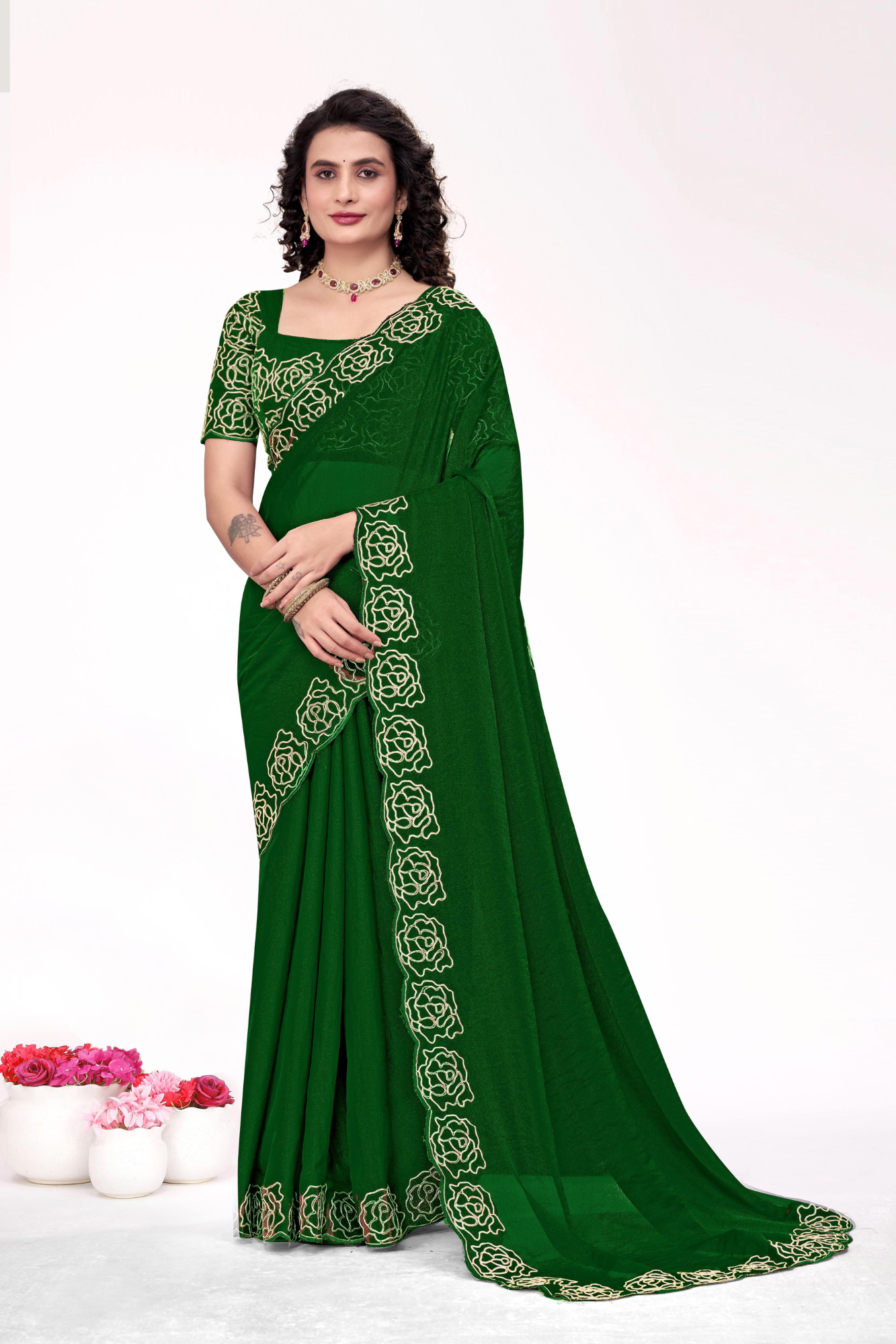Graceful Linen Saree with Elegant Border