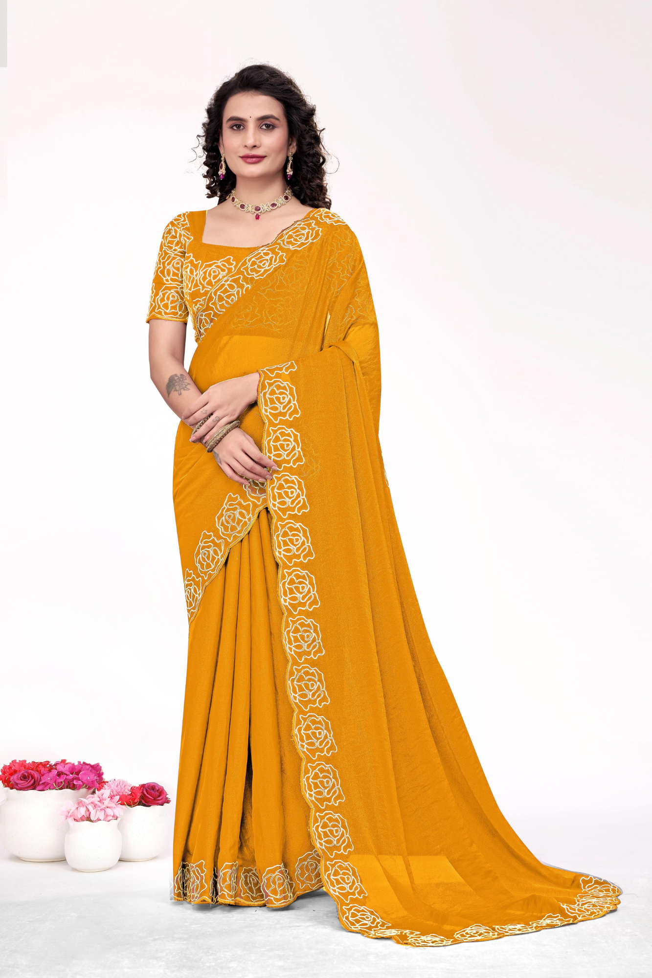 Graceful Linen Saree with Elegant Border